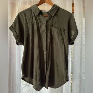 Notations Dark Olive Casual Button Down Shirt S-M